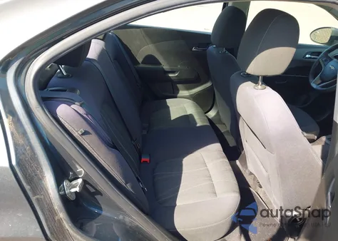 2013 Chevrolet Sonic Lt Auto z USA, uszkodzony, nr VIN 1G1JC5SG9D4200983